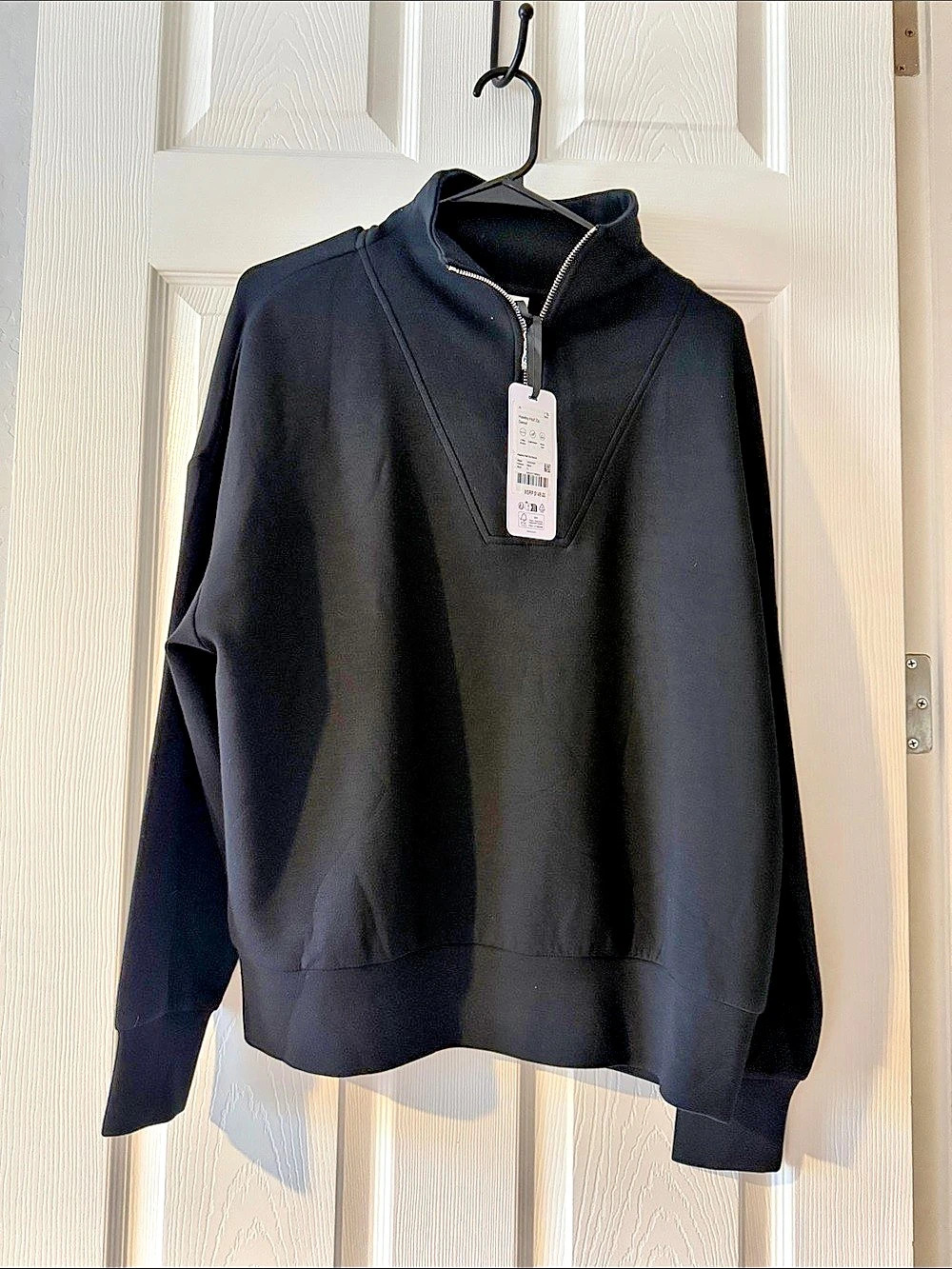 Varley Hawley Half Zip Sweat Half-Zip Sweatshirt in Black Size Small NWT
